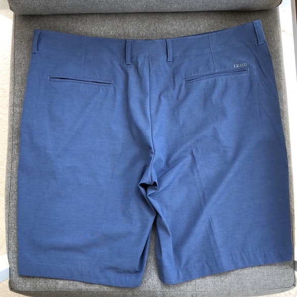 Brand new! - IZOD GOLF Straight Flat Front Golf Shorts w/ Stretch - Picture 7 of 8